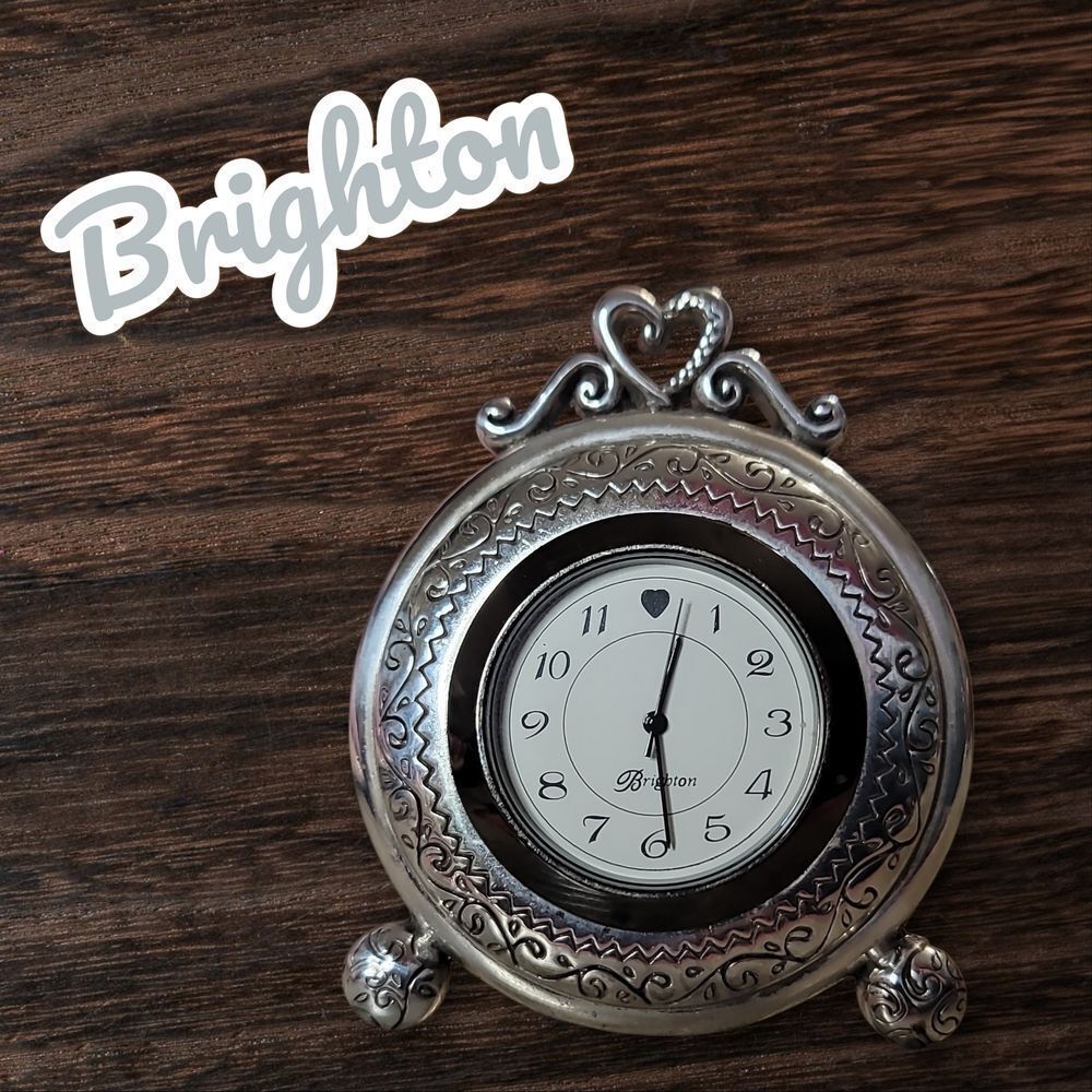 BRIGHTON MEMPHIS ETCHED DESK CLOCK EUC
